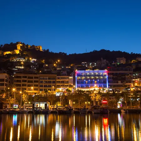 Numa Port Szálloda Alanya
