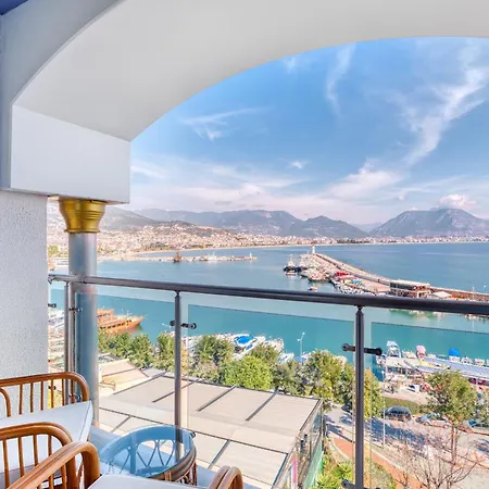 Numa Port Otel 4*